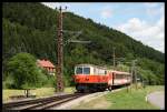 1099.004 fhrt am 15.06.2011 mit dem Regionalzug 6813 - tscherland - in den Bahnhof Rabenstein ein.