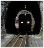 1099 004 bei der Durchfahrt des Schnautunnel am 1.4.2006