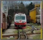 Das modernste Triebfahrzug der Mariazellerbahn - 4090 001 abgestellt am 1.4.2006 in St. Plten-Alpenbahnhof.