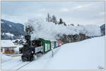 Die 124 Jahre alte Dampflok, U11  Mauterndorf  fährt auf der Murtalbahn von Murau nach Stadl an der Mur.