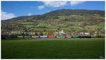 Die beiden Dampfloks, STLB U11 und BH1 rollen mit dem Jubiläumszug  120 Jahre Murtalbahn  von Tamsweg nach Murau talwärts.