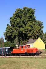 WSV 2091.09 anlässlich des vom WSV veranstalteten 2 tägigen  Güterzugfestival im Wald4tel  am 09.September 2023 in der Haltestelle Aalfang vor der EK mit der L8197 unter einem