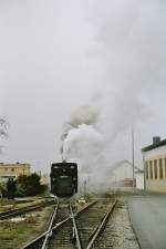 399.04 in Gmnd/N bei der Fahrt zum Advent-Sonderzug nach Weitra Ende November 2003.