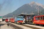 D16 der Zillertaler Verkehrsbetriebe AG mit R 129 Jenbach-Mayrhofen und D15 der Zillertaler Verkehrsbetriebe AG mit R 126 Mayrhofen-Jenbach auf Jenbach Zillertalbahn am 2-8-2013.