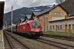 Nachdem am 19.4.2023 in Selzthal eine Triebfahrzeugführerablöse stattgefunden hat setzt die 1116 176 mit dem SLGAG48267 ihre Fahrt iävon Linz Stahlwerke kommend in Richtung Tarvisio