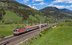 1144 070  mit dem IC 518 (Graz Hbf – Innsbruck Hbf) bei Singsdorf 27.4.24