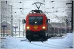 Nachdem GySEV 1116 064 im Semmeringtunnel den 898m hohen Scheitelpunkt passiert hat, rollt sie mit dem railjet 656 (Graz Hbf Wien - Meidling) durch den Bahnhof Semmering. 
19.1.2013