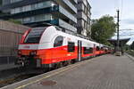 ÖBB 4748 514-8  Götzis  verkehrt als S1 sinnigerweise nur bis Götzis. Aufgenommen in Bregenz Hafen am 26.6.2024.