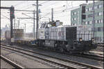 GKB DH 1700.2 donnert am 15. November 2024 mit Ihrem Güterzug durch Graz Hauptbahnhof 