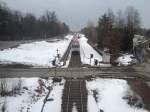 R 8567 am 18.02.2013 bei der Ausfahrt aus dem Bahnhof Premsttten-Tobelbad. Diese 3er Dostogarnitur bernachtet immer in Wies-Eibiswald um am nchsten Tag als R 4354 als einziger Dostozug am Tag ber Hengsberg wieder nach Graz zu fahren!