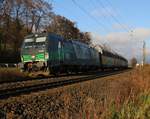 193 203 mit geschlossenen ARS-Autotransportwagen in Fahrtrichtung Süden. Aufgenommen in Wehretal-Reichensachsen am 27.11.2015.