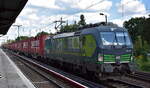 LTE Logistik- und Transport GmbH, Graz [A] mit der ELL Vectron  193 729  [NVR-Nummer: 91 80 6193 729-1 D-ELOC] und einem KLV-Zug am 16.08.24 Höhe Bahnhof Berlin Hirschgarten.