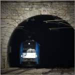 LTE 1216 910 verlsst den Galgenbergtunnel mit dem Kesselzug 48431.