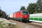 1293 046-9 (ÖBB) mit einem Güterzug in Ostermünchen, 12.