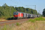 Mit einem Silozug am Haken rollt 1293 175 der ÖBB am 20.09.24 durch Jütrichau Richtung Magdeburg.