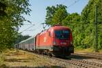 ÖBB 1116 281 mit Nightjet in Aßling, Juni 2023.