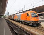 Kurz danach kam auch noch 1216 903 mit einem Schiebewandwagen-Zug durch Wien Meidling. Aufgenommen am 16.05.2013.