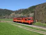 Der sich seit 1996 bei den steiermärkischen Landesbahnen befindliche, ehemalige SZU-Triebwagen ET 15 war am 29.03.2014 als R 8766 von Übelbach nach Peggau-Deutschfeistritz unterwegs, und wurde bei Prenning fotografiert. 