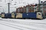 ES64U2-024 und 1216 950-6 abgestellt in Aachen 28.12.2010