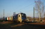 Ohne Nohab Vorspann kam am 08.03.2011 die 183 705 mit ihrem Containerzug in Richtung Sden aus. Aufgenommen am B Eltmannshausen/Oberhone.