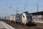 Das Highlight meines Zwischenstopps in Bremen war 182 535-5 der Wiener Lokalbahnen mit einem Containerzug. Fotografiert am 23.03.2011. 