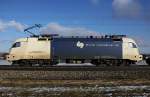 ES 64 U2-068 Wiener Lokalbahnen 182 568-6 vor Gterzug Richtung Nrnberg, KBS 880 Nrnberg - Passau, fotografiert bei Moosham am 21.01.2011