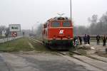 WLB 2143.21 als Verschubfahrt im Alberner Hafen.