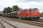 WLB 2143.21 mit dem R 16971  Reblaus Express  am 13.Juli 2013 im Bf. Drossendorf.