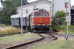 WLB 2143.21 fhrt mit dem R 16973  Reblaus Express  am 13.Juli 2013 in den Bf. Langau ein. 

