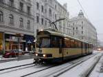 Garnitur 125 der Lokalbahn-Wien(Badner-Bahn) im Bereich Paulanergasse in Fahrtrichtung Baden; 160123