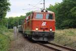 WLB 2143.21 und NLB 2143 070-7 mit dem SLP 34468 am 27.Juni 2015 bei Ladendorf.