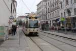 Wien Wiener Linien: Tw 413 hält am 11.