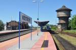 KOSTRZYN nad Odrą (Woiwodschaft Lebus), 25.05.2012, der Bahnhof erstrahlt in neuem Glanz; rechts im Hintergrund VT 734 als NE26 nach Berlin-Lichtenberg