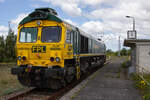 Freightliner PL 650 004 stand am 15.07.2022 in Mukran Mitte auf Gleis 200.