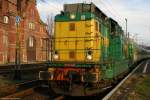 SP32-209 mit Personenzug nach Nysa in Opole Glowne (Opole Hbf) am 21.11.2006