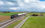 370 051 mit einem Gaskesselzug am 17.04.2023 bei Stephansposching.