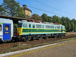 Anfang September 2024 war die Elektrolokomotive EP07-544 vor dem IC18184 nach Stettin gespannt, hier zu sehen beim Halt am Bahnhof in Koszalin (Köslin).