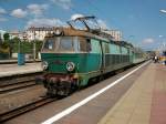 Die Baureihe ET22 hat in Polen auch schon 40 Dienstjahre erreicht.Hier stand am 31.Juli 2010 in Szczecin Glowny ET22-350.