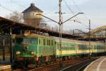 EU07-076 mit Schnellzug  Hetman  in Opole Glowne (Opole Hbf) am 21.11.2006