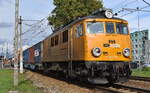 LTG Cargo Polska sp. z o.o., Warszawa mit ihrer  EU07-155  (NVR: 91 51 5 140 ???-?) und einem Containerzug am 25.09.24 Durchfahrt Bahnhof Kostrzyn nad Odrą