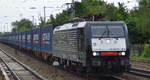  DB Cargo Deutschland AG mit der polnischen MRCE Dispo  ES 64 F4-453 [NVR-Number: 91 51 5170 027-4 PL-DISPO] und Containerzug nur aus chinesischen Containern bestehend am 02.05.18 Berlin-Hirschgarten.