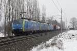 189 154 + 370 011 + 189 142 der PKP mit Güterzug 40505 bei Niklasdorf am 28.01.2014.