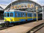 EN57-1234 bei Ausfahrt aus Wroclaw Glowny (Breslau Hbf.) - 01.06.2005
