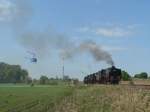 Das war die Dampflokparade Wolsztyn. So wenige Loks wie nie zuvor (7 Stck), dafr diesmal sogar mit Hubschrauber. Der flog teilweise so tief, dass man sein Stativ feshalten musste. 30.4.2011