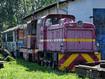 Anfang September 2024 war in Koszalin (Köslin) die 1980 bei FAUR gebaute dreiachsige Schmalspur-Diesellokomotive LYd2-05 abgestellt.