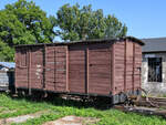 Dieser gedeckte Güterwagen (00-00 42520-47 Fh) war Ende September 2024 in Koszalin (Köslin) zu sehen.