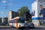 STRASSENBAHNBETRIEBE IN POLEN
Strassenbahn LODZ
Auf dem Strassenbahnnetz sind auch Gebrauchtwagen aus Bielefeld, Ludwigshafen und Mannheim im Einsatz. Am 20. August 2014 konnte der Düwag M8C 526 ex Bielefeld mit der  historischen Lackierung fotografiert werden.  
Foto: Walter Ruetsch