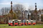 Konstal 105Na Wagen 530 und 540 als Linie 27 auf der Endhaltestelle  Kazimierz Grniczy Pętla  (28.10.2013)