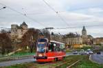 Wagen 627 auf der Linie 21 in Nach  Milowice Pętla  fahrend bei der Haltestelle  Będzin Zamek  (28.10.2013)