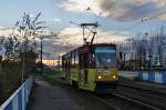 Konstal 105Na Wagen 523 bei  Tworzeń Huta Katowice  (28.10.23013)  